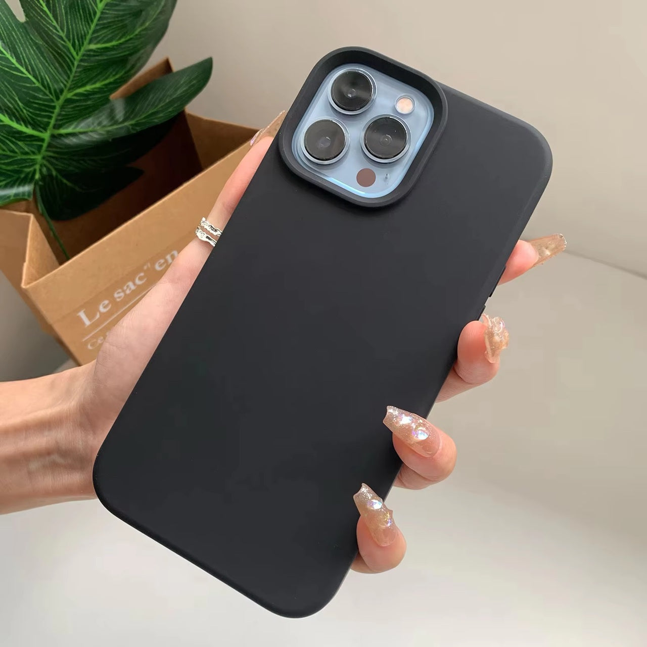 liquid silicone all-inclusive large hole protective Case for iPhone