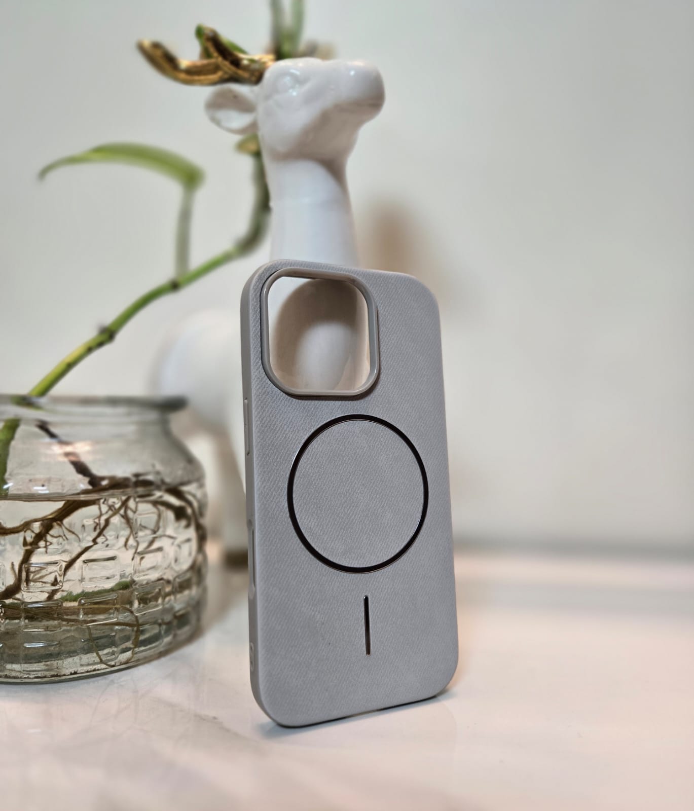 The DULERO Anti Drop & Anti Scratch with Magsafe-iPhone