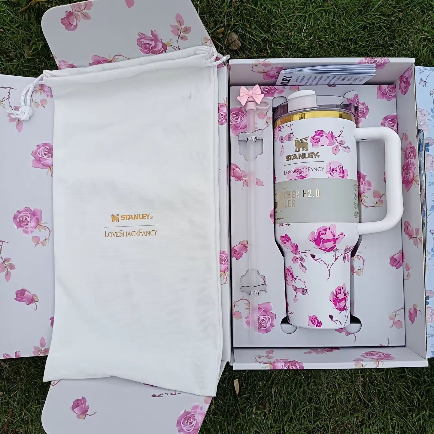 Floral Tumblers With Bow Straw Lid - The Quencher 40 OZ