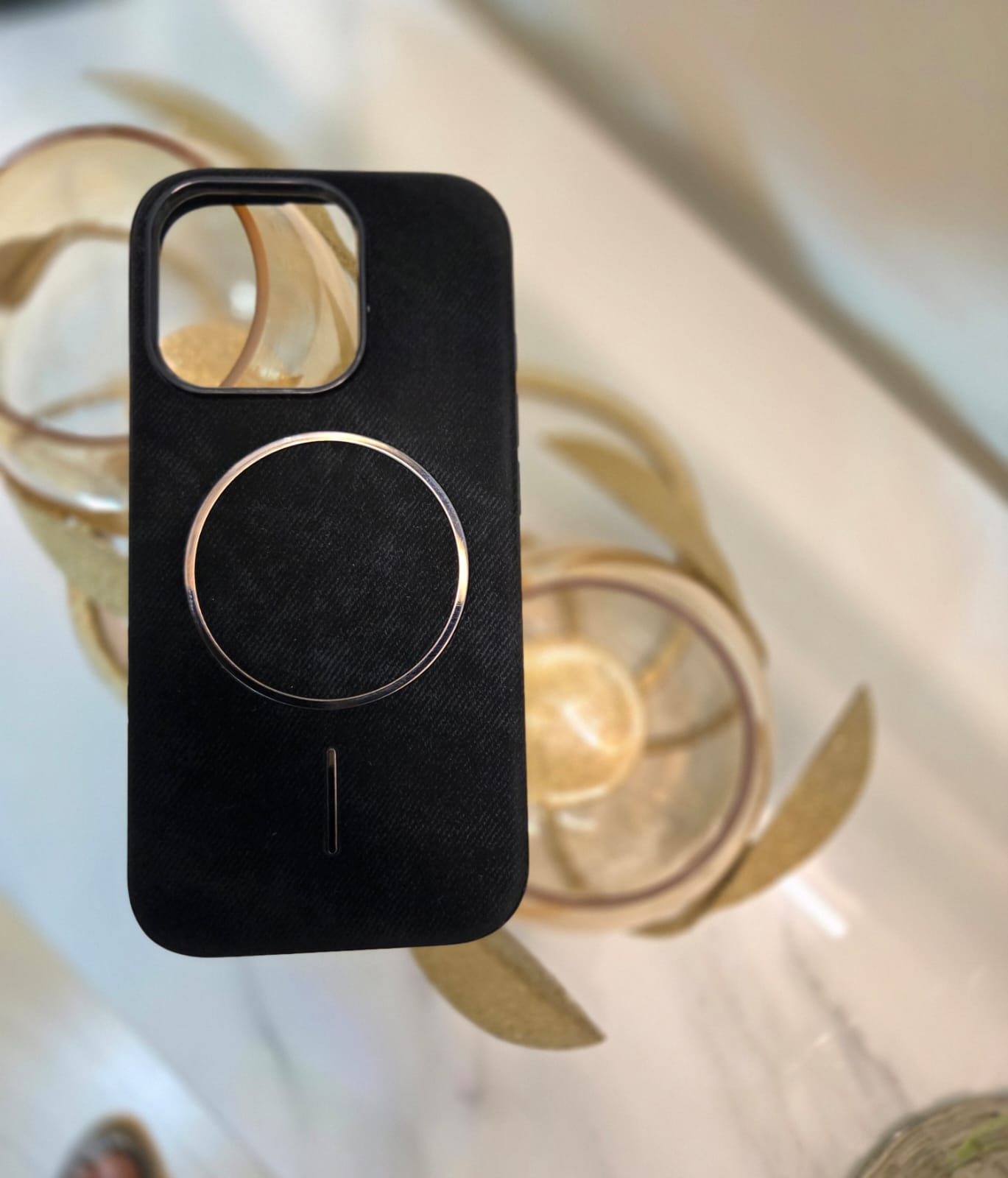 The DULERO Anti Drop & Anti Scratch with Magsafe-iPhone